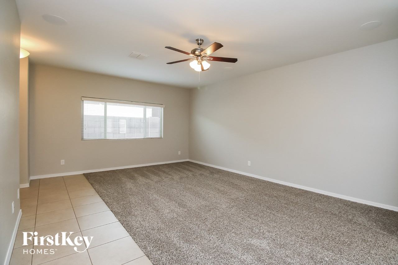 900 W Leadwood Ave - Photo 5 of 15