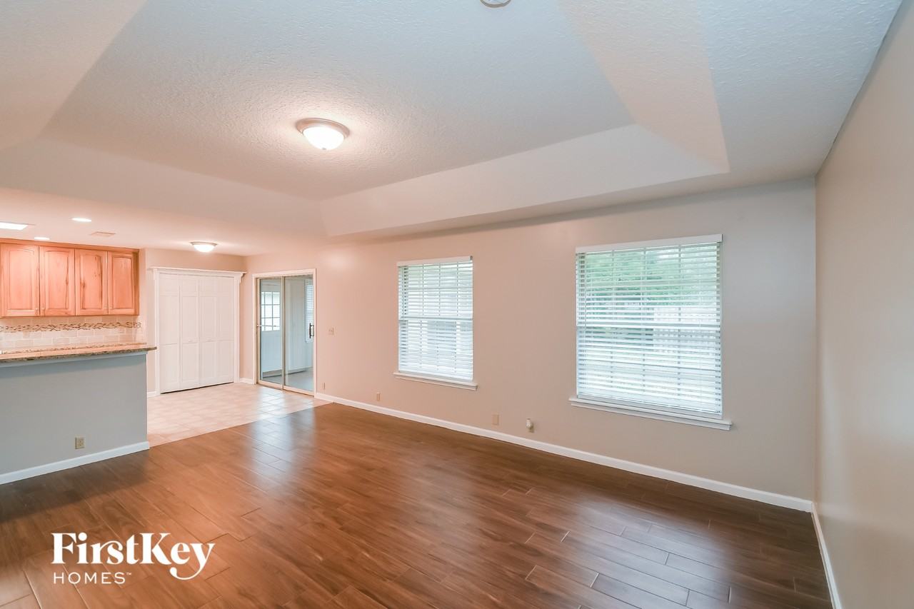 630 London Morning Ct - Photo 3 of 15