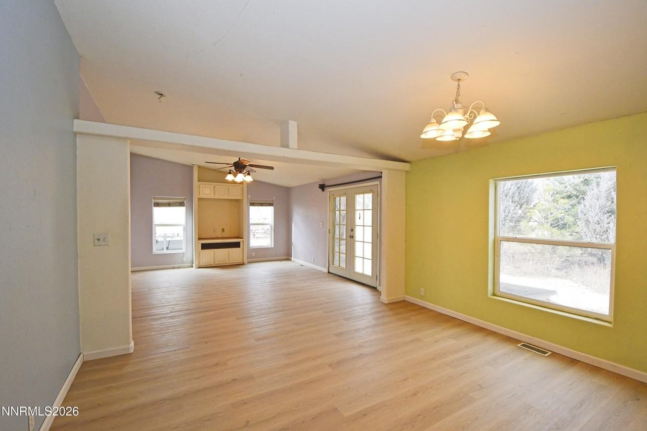 10740 Geurts Ln - Photo 5 of 34