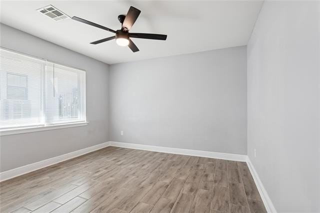 240 Angela Ave - Photo 6 of 15