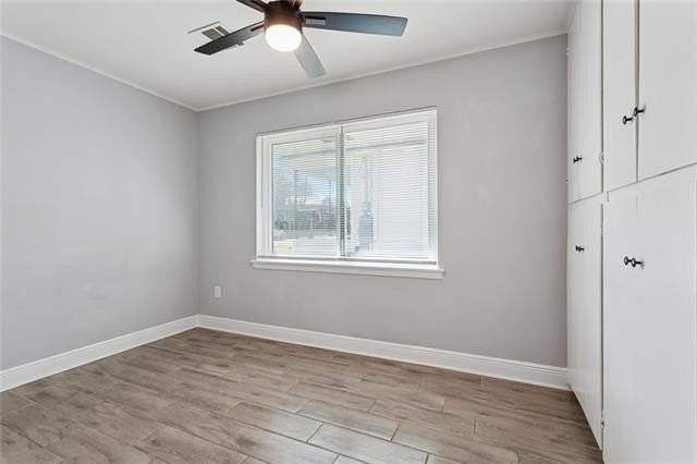 240 Angela Ave - Photo 7 of 15