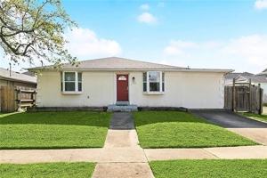 featured image of 6549 Bellaire Dr