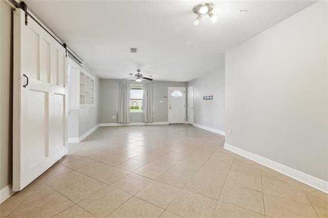 6549 Bellaire Dr - Photo 3 of 17