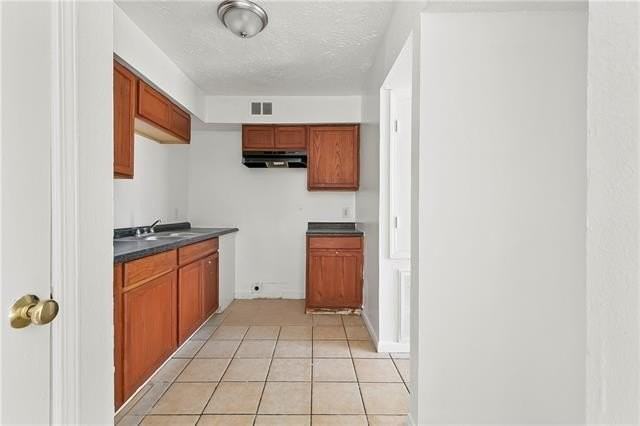 3729 Long Leaf Ln #D - Photo 5 of 10