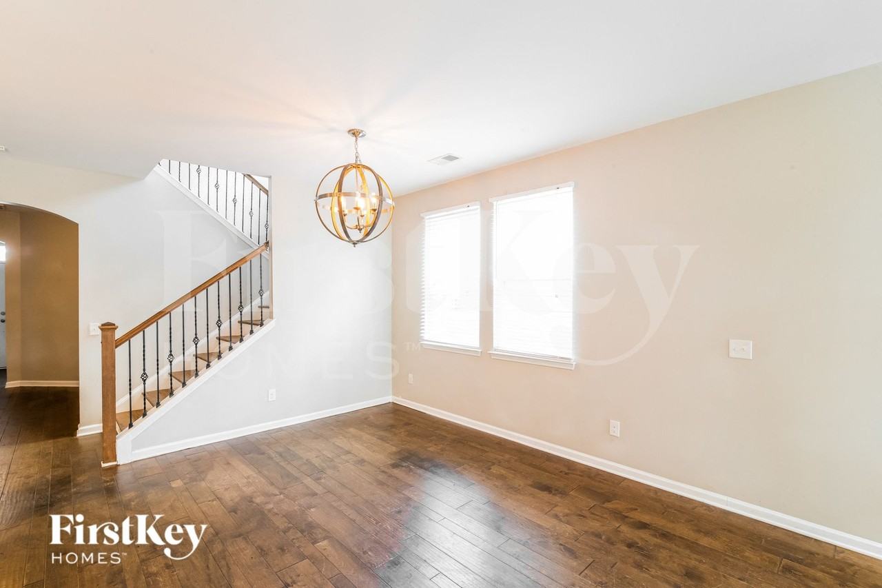 213 Secretariat Dr - Photo 5 of 16