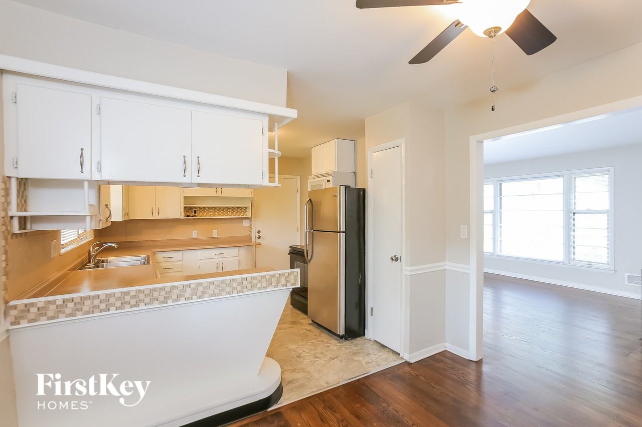 9707 E 79th Ter - Photo 6 of 15