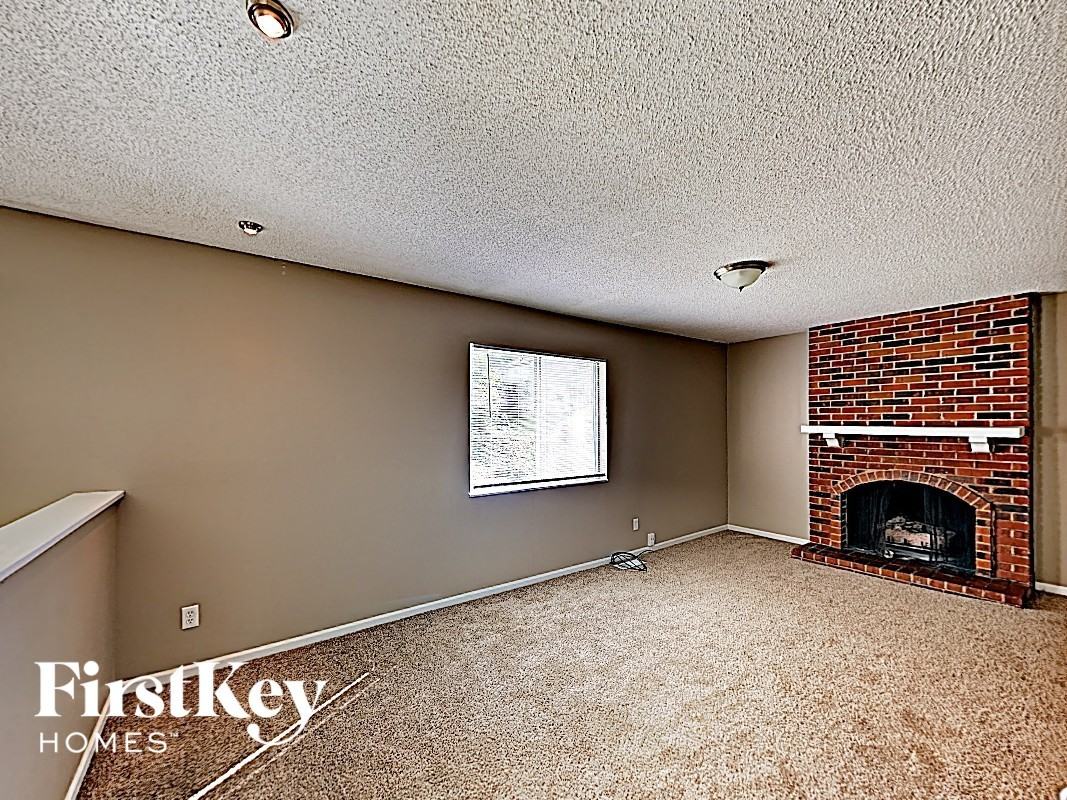 6832 Chilham Dr - Photo 6 of 18