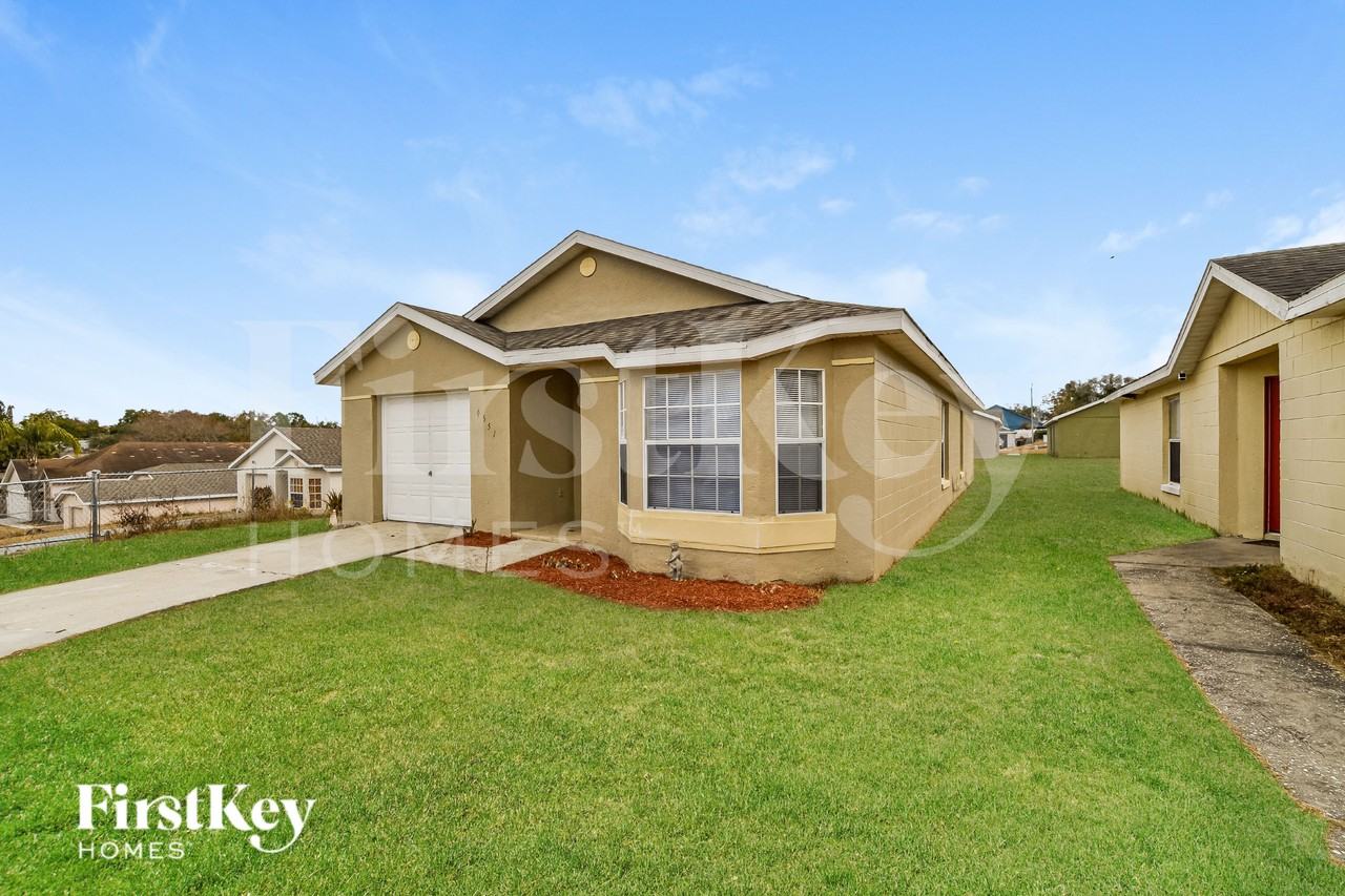 6551 Viewpoint Ct - Photo 2 of 19