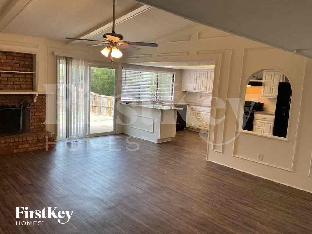 3729 Dumas Trl - Photo 4 of 10