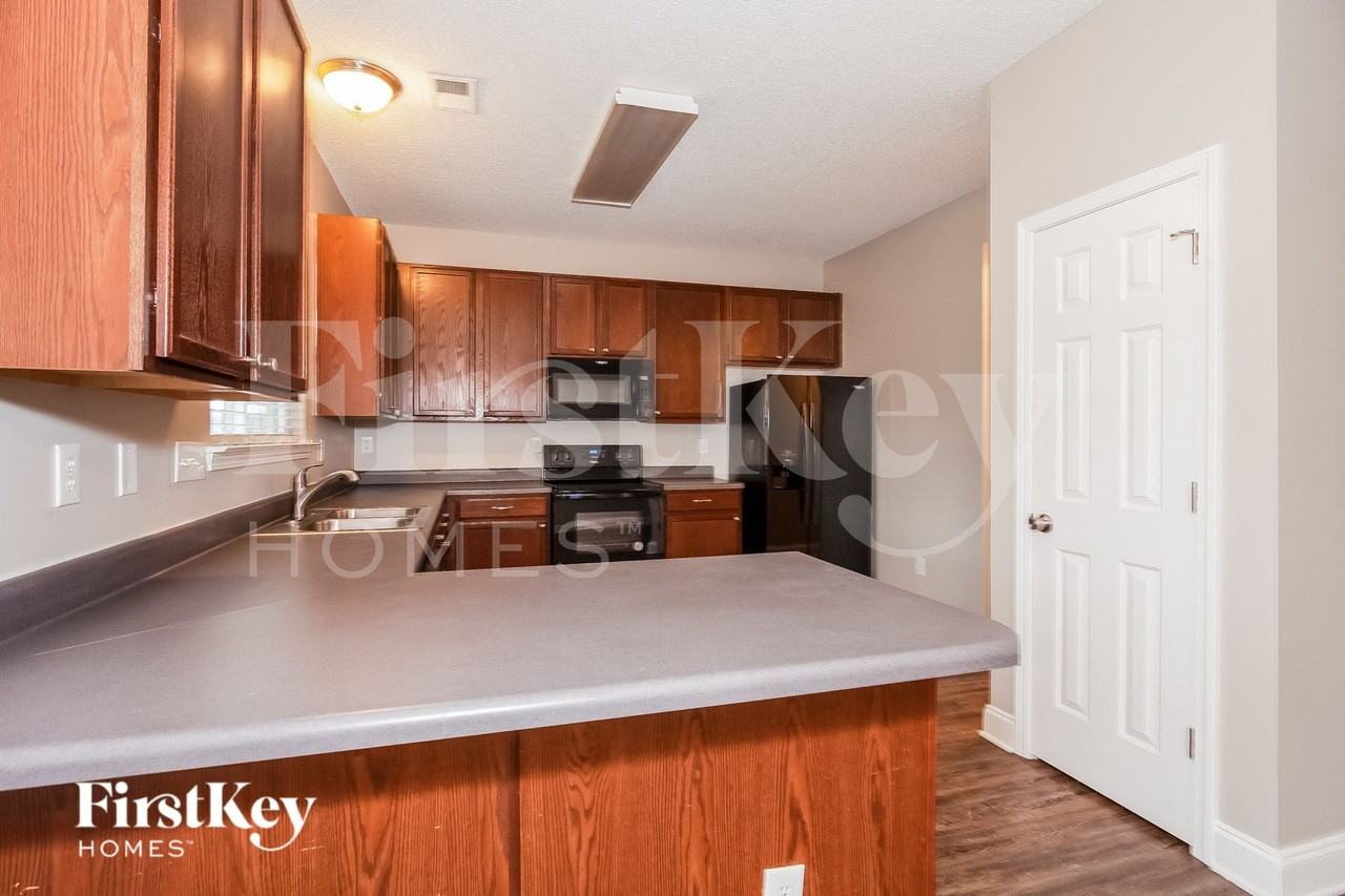 3240 Denali Ct - Photo 5 of 15