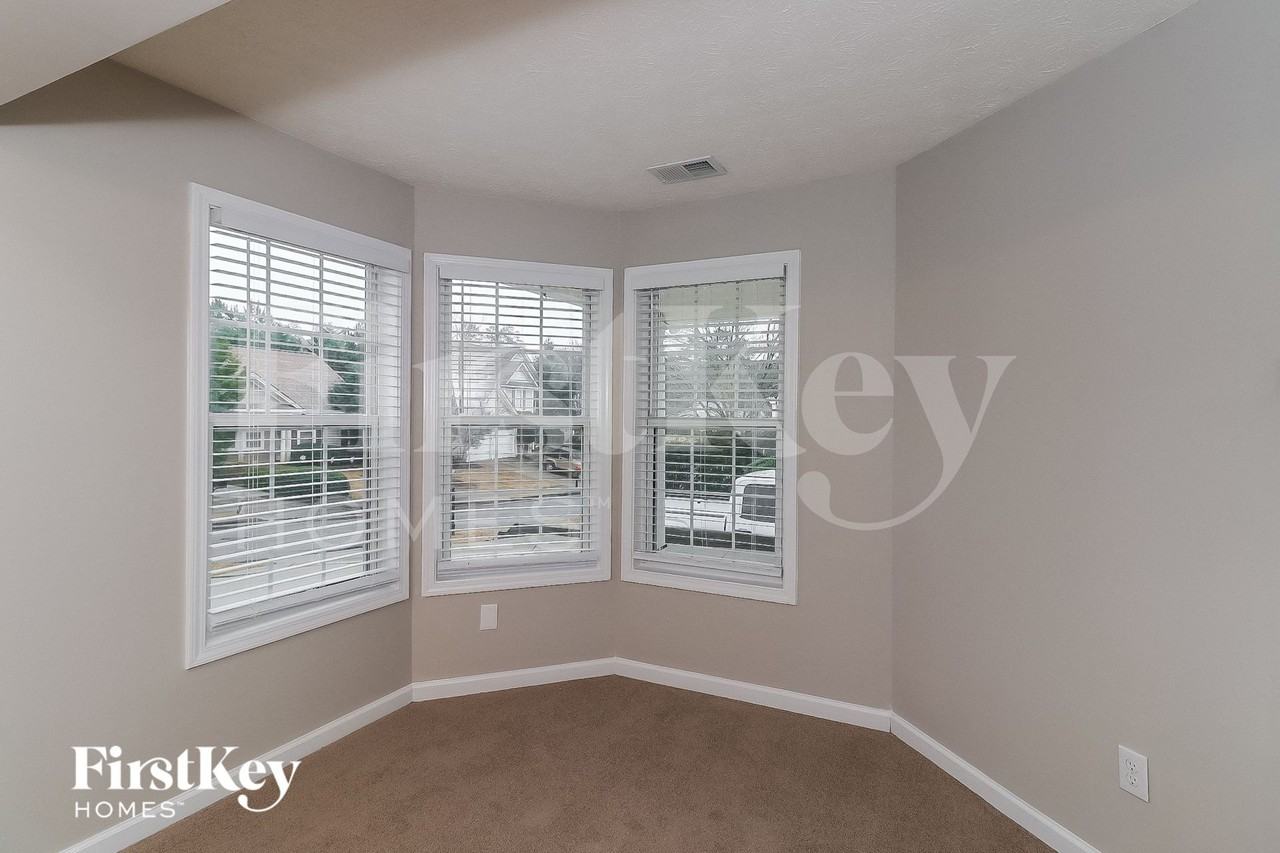 3077 Heatherbrook Trce - Photo 6 of 15