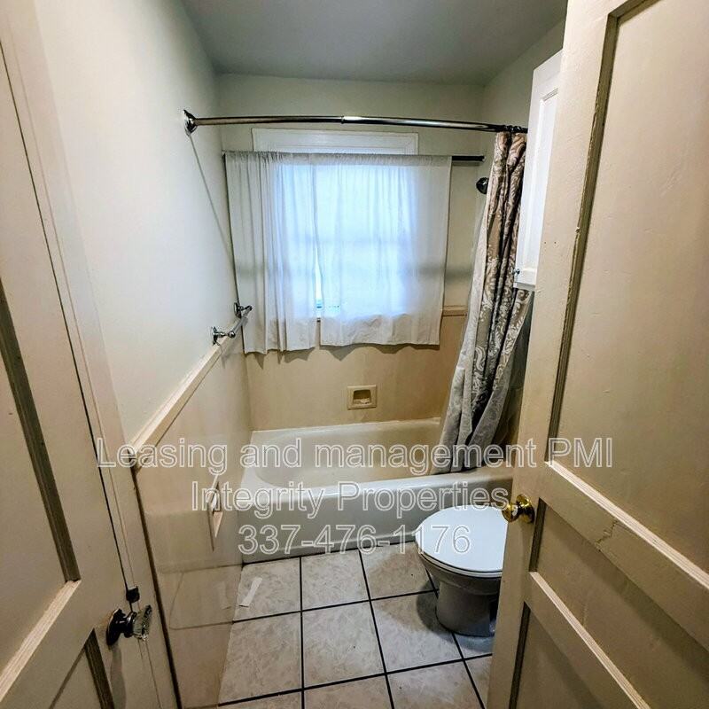 418 Delgado Dr - Photo 7 of 13