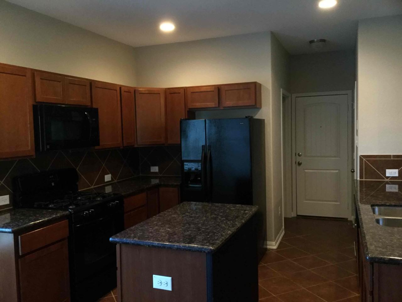 139 Piney Pathway - Photo 3 of 14