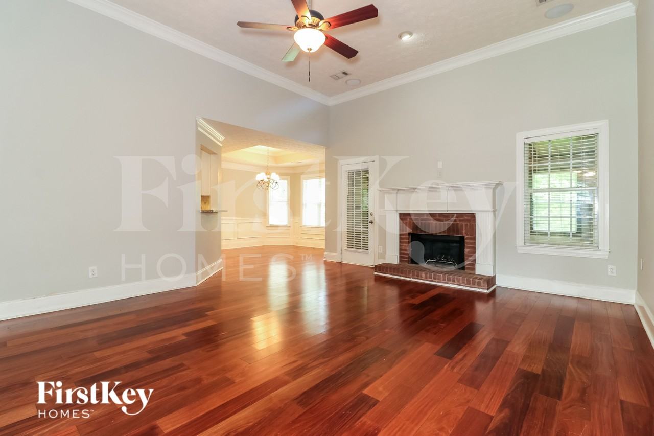 1335 Enclave Way - Photo 2 of 16