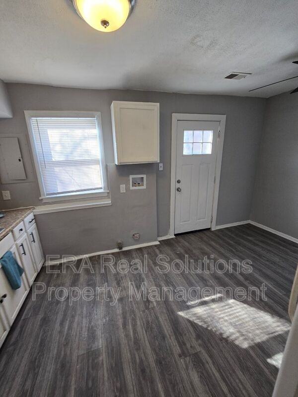 4603 Morris Ave - Photo 5 of 16