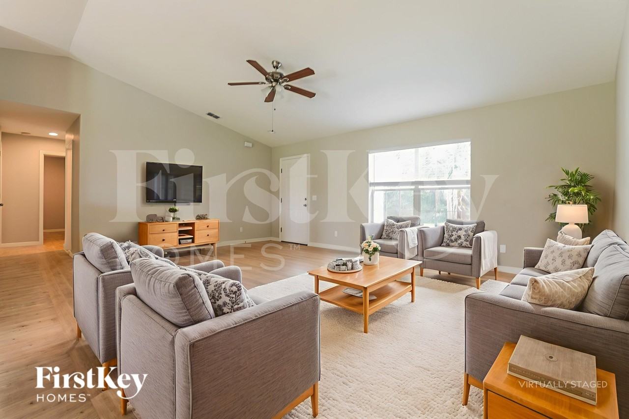 12485 Willmington Blvd - Photo 4 of 18