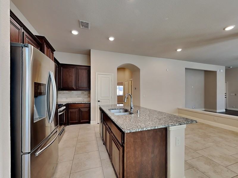 1517 Yellowthroat Dr - Photo 5 of 27