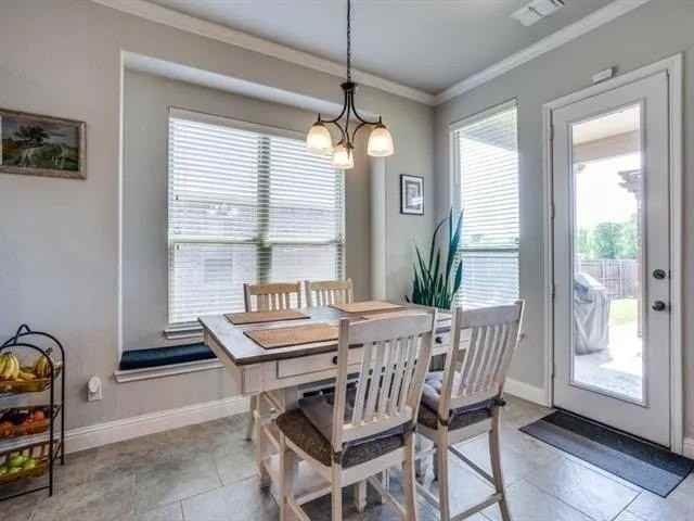 321 Valentino Way - Photo 6 of 24