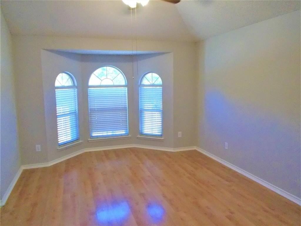 914 Heritage Pkwy S - Photo 6 of 25