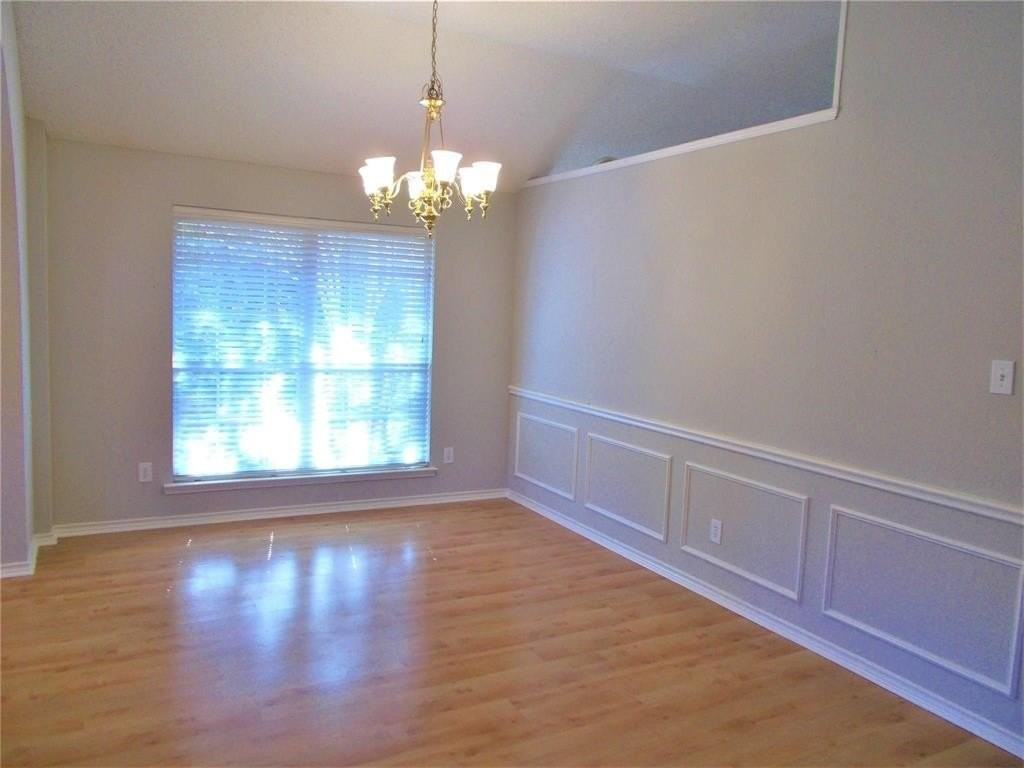 914 Heritage Pkwy S - Photo 7 of 25