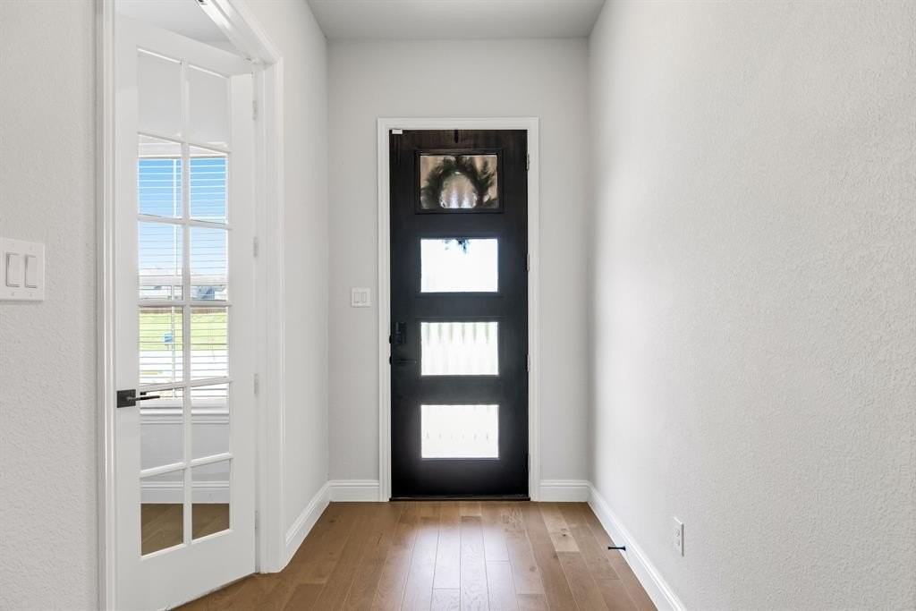 411 Heritage Hill Dr - Photo 7 of 39