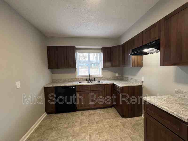 4643 Auburn Rd - Photo 5 of 15