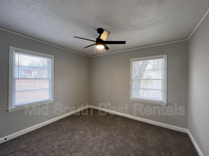 4643 Auburn Rd - Photo 7 of 15