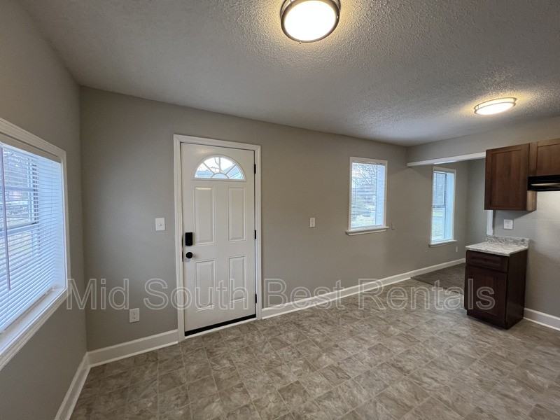 1871 Valley Blvd - Photo 5 of 13