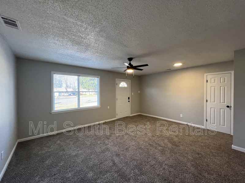 4287 Knight Arnold Rd - Photo 2 of 15