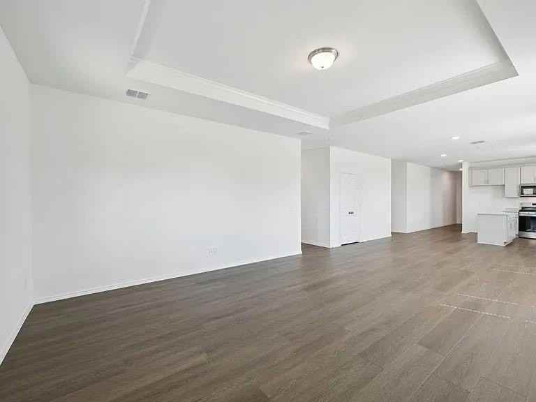 2440 Limerick Dr - Photo 7 of 11