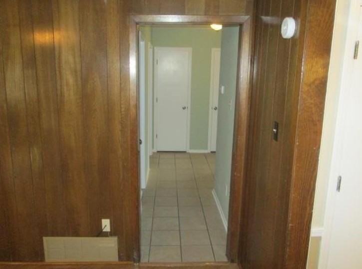 1022 S Center St - Photo 6 of 24