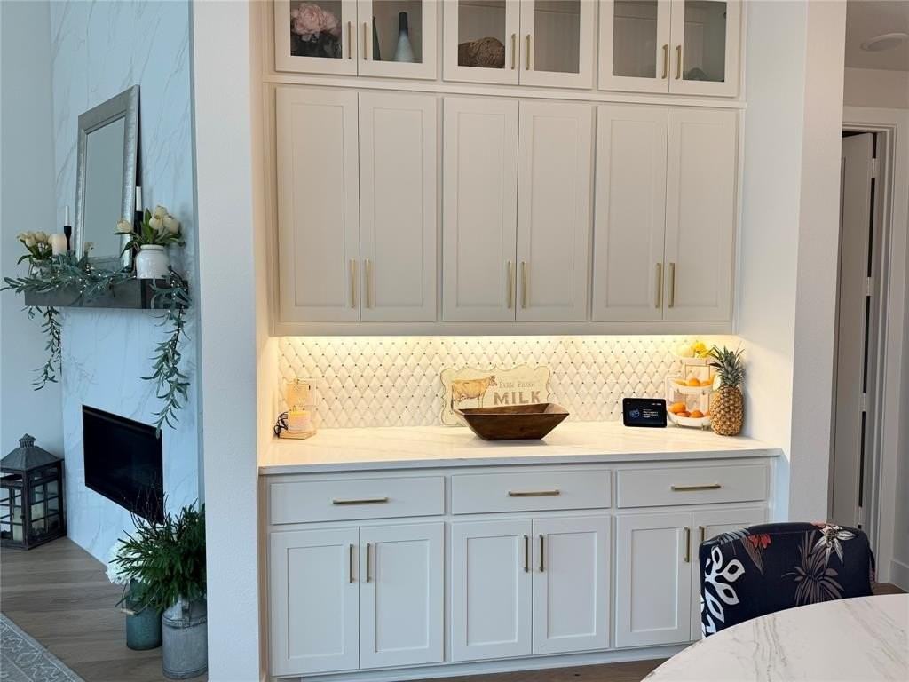 2730 Starwood Dr - Photo 7 of 25