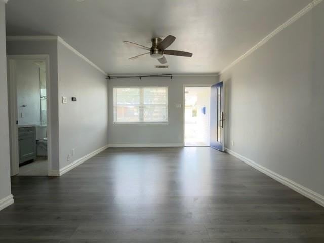 9122 Clearwater Dr - Photo 3 of 14