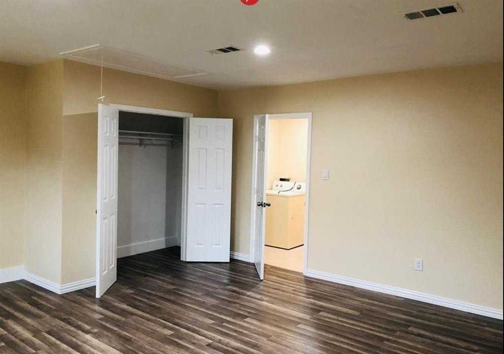 2801 Mill Pond Rd - Photo 7 of 18