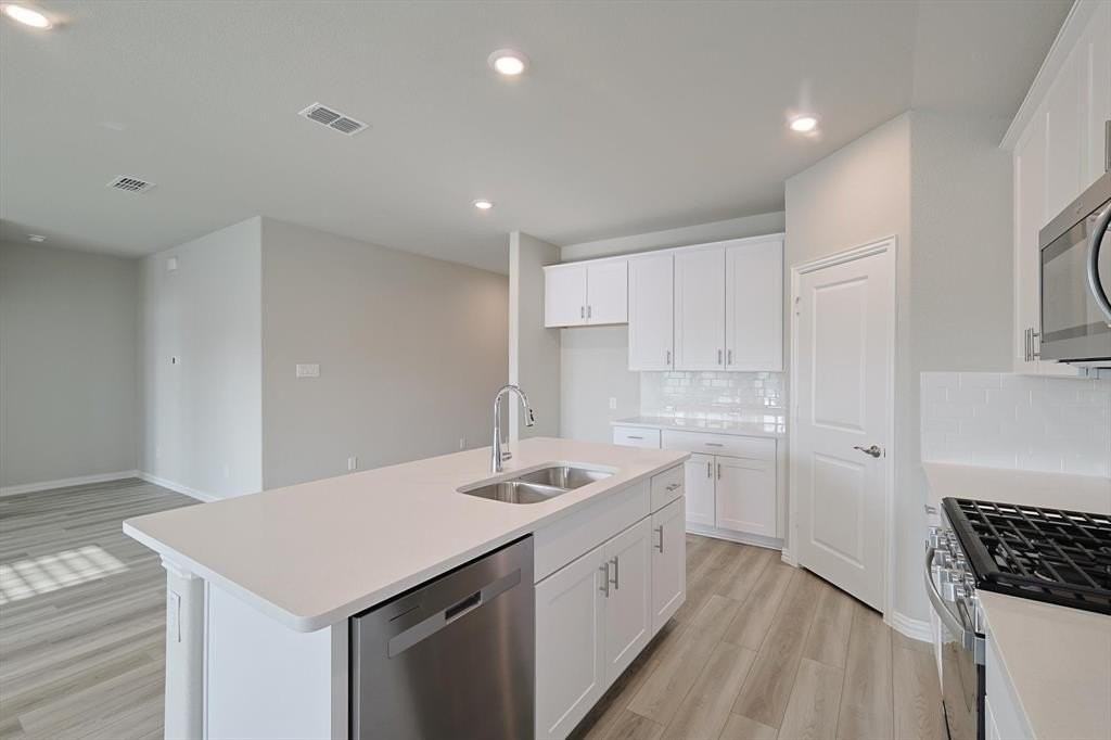 3305 Chasemoor Dr - Photo 6 of 22