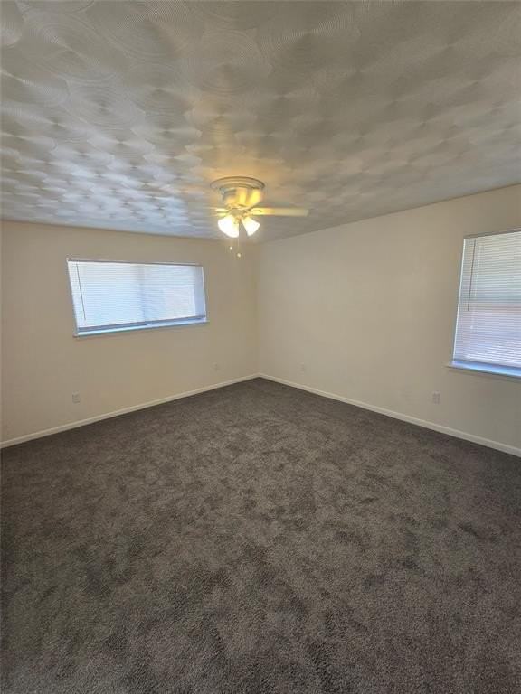 921 Poinsettia Dr - Photo 6 of 9