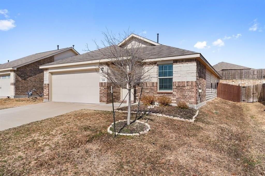 236 Anvil Dr - Photo 4 of 33