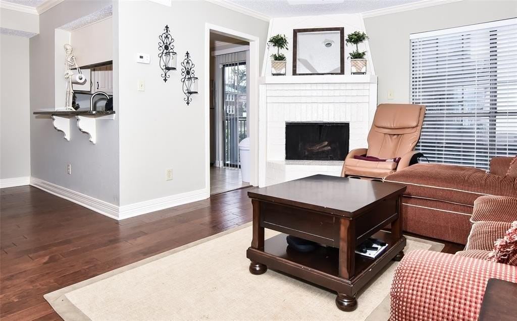 3100 Fairfield Ave #8A - Photo 2 of 12