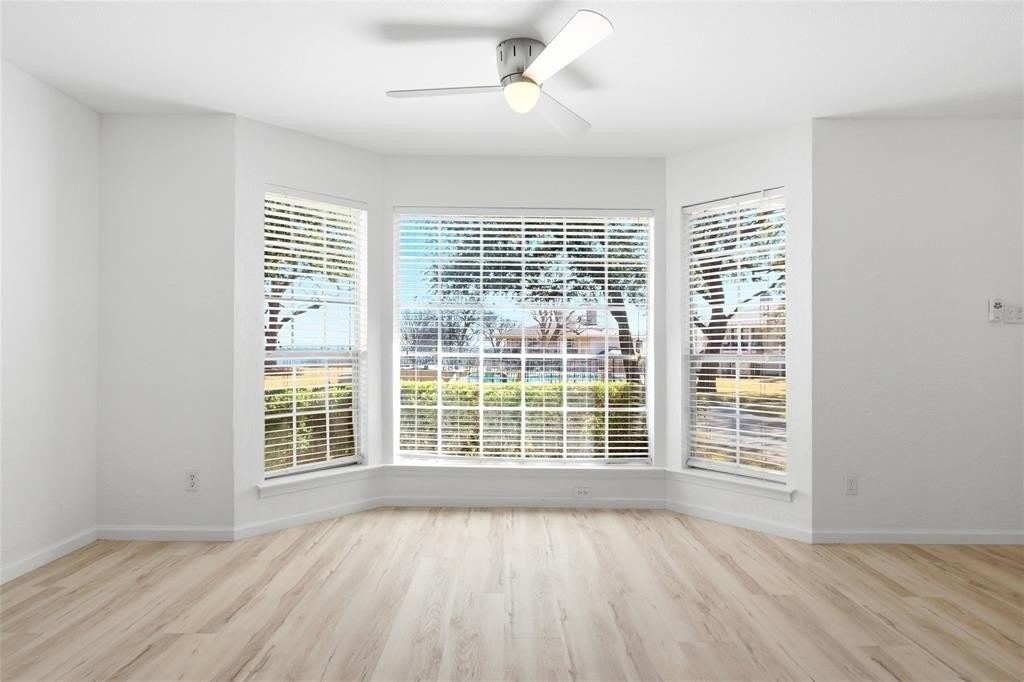 5810 Marina Dr #12 - Photo 5 of 30