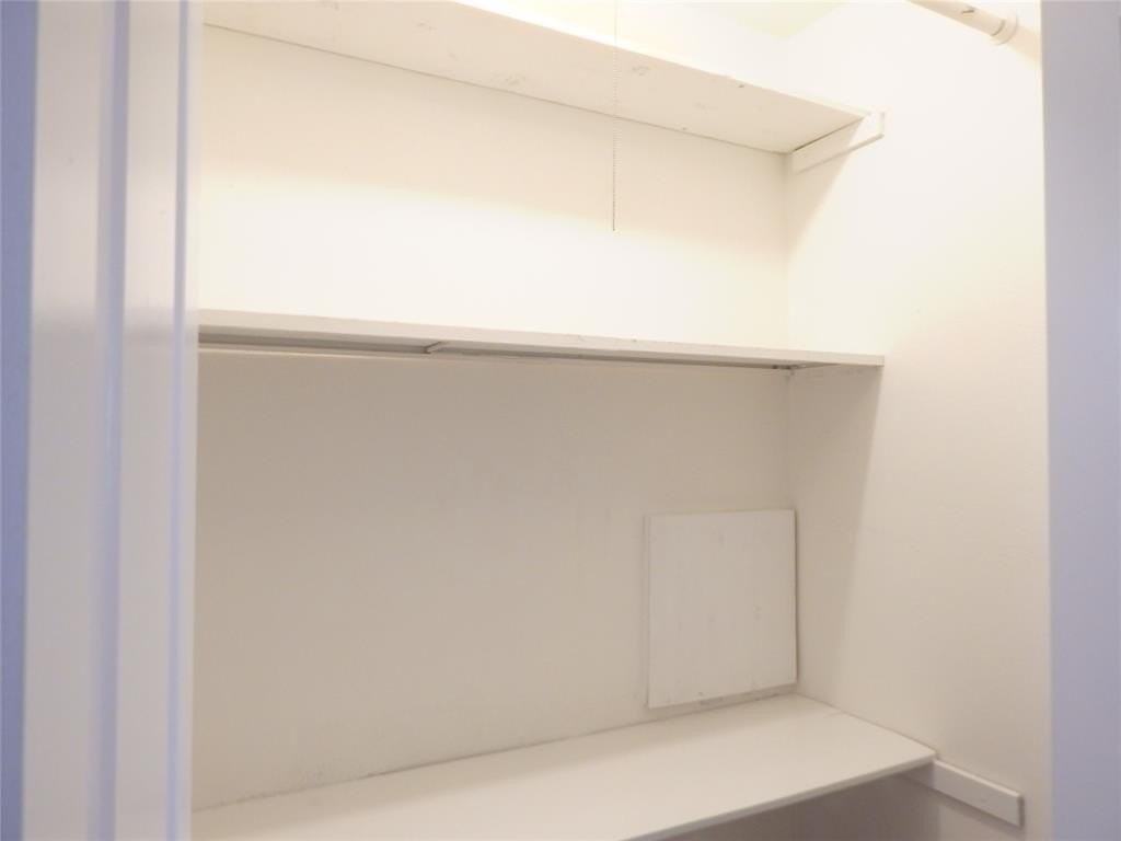 6316 Pine St - Photo 6 of 21