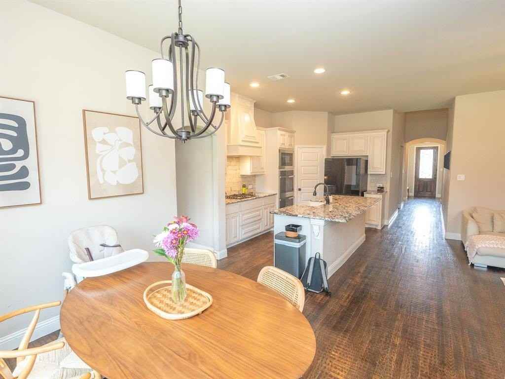 216 Nathan Dr - Photo 6 of 13