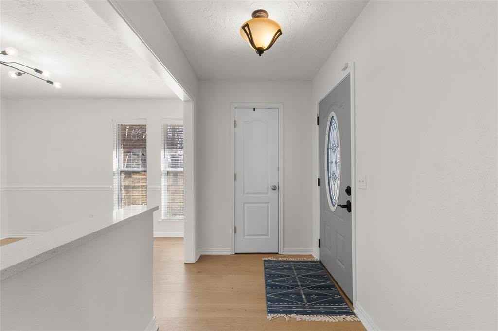 609 Lake Ridge Dr - Photo 4 of 29