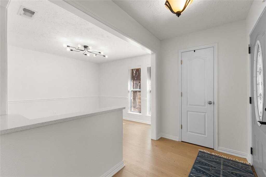 609 Lake Ridge Dr - Photo 5 of 29