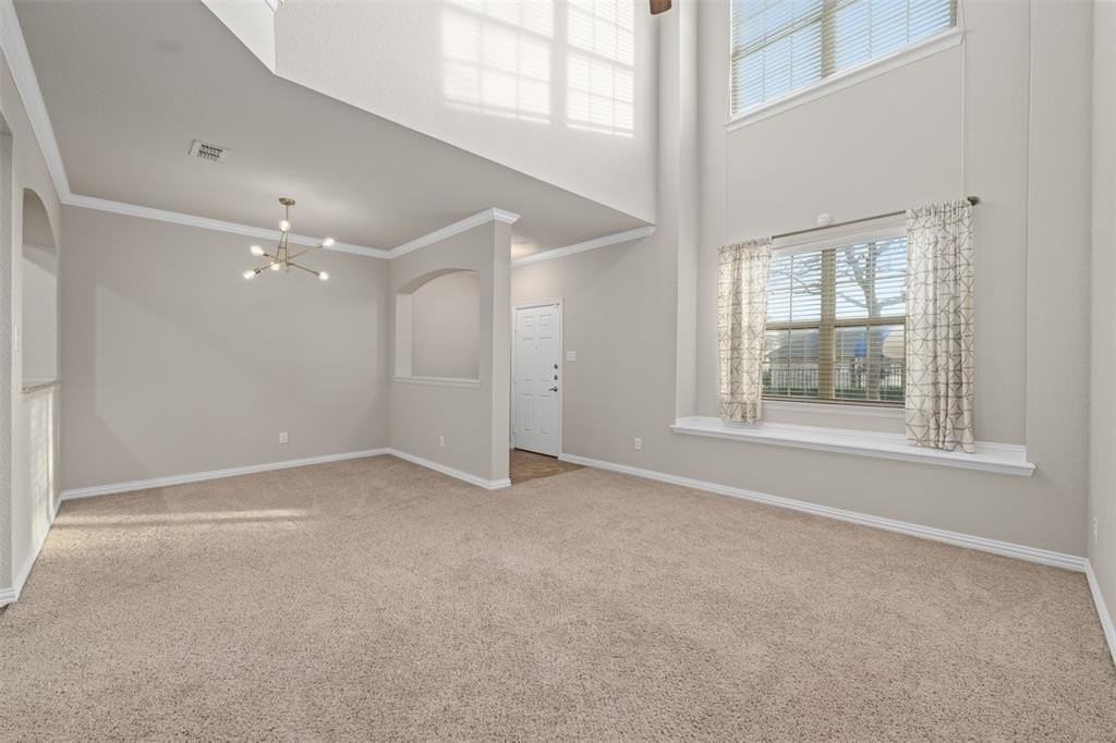 6944 Carrington Ln - Photo 3 of 28