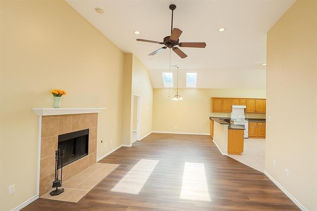 4149 1 Place Ln - Photo 3 of 21