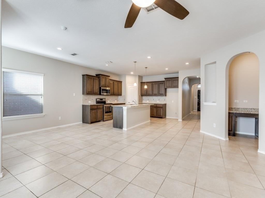 11332 Gold Canyon Dr - Photo 4 of 15