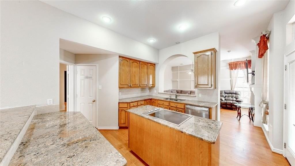 4650 Dusk Meadow Dr - Photo 7 of 33