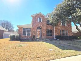 featured image of 11801 Waterford Ln