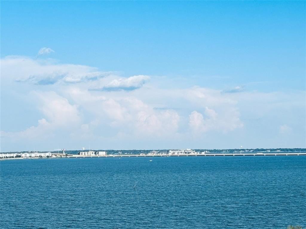 2204 Fairwater Mews - Photo 3 of 27