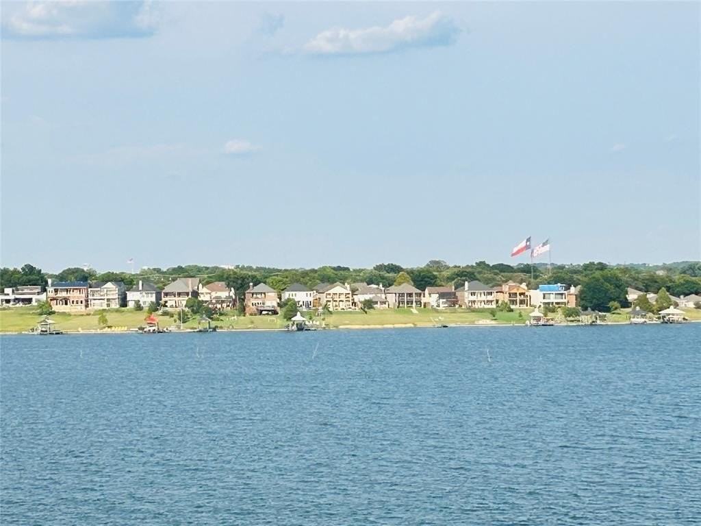 2204 Fairwater Mews - Photo 5 of 27